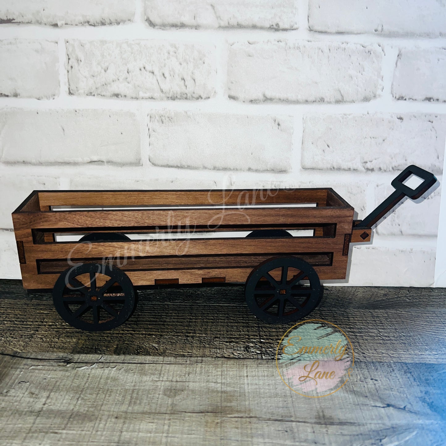 Wagon Shelf Sitter