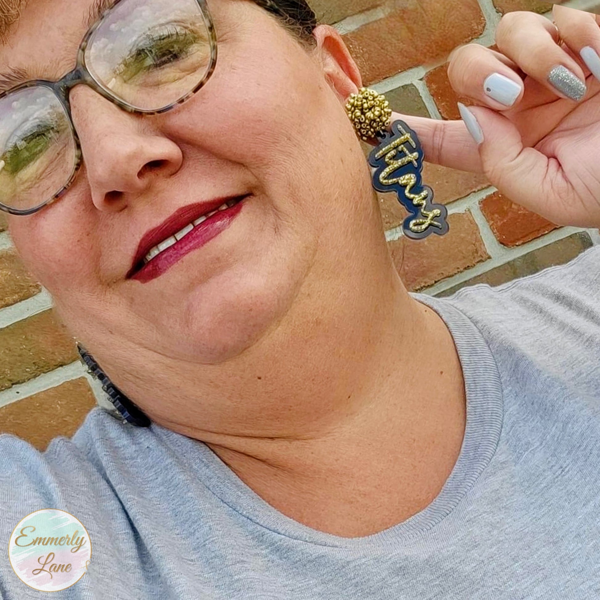 Titans Cursive Team Spirit Dangle Earrings- seed bead toppers – Emmerly ...